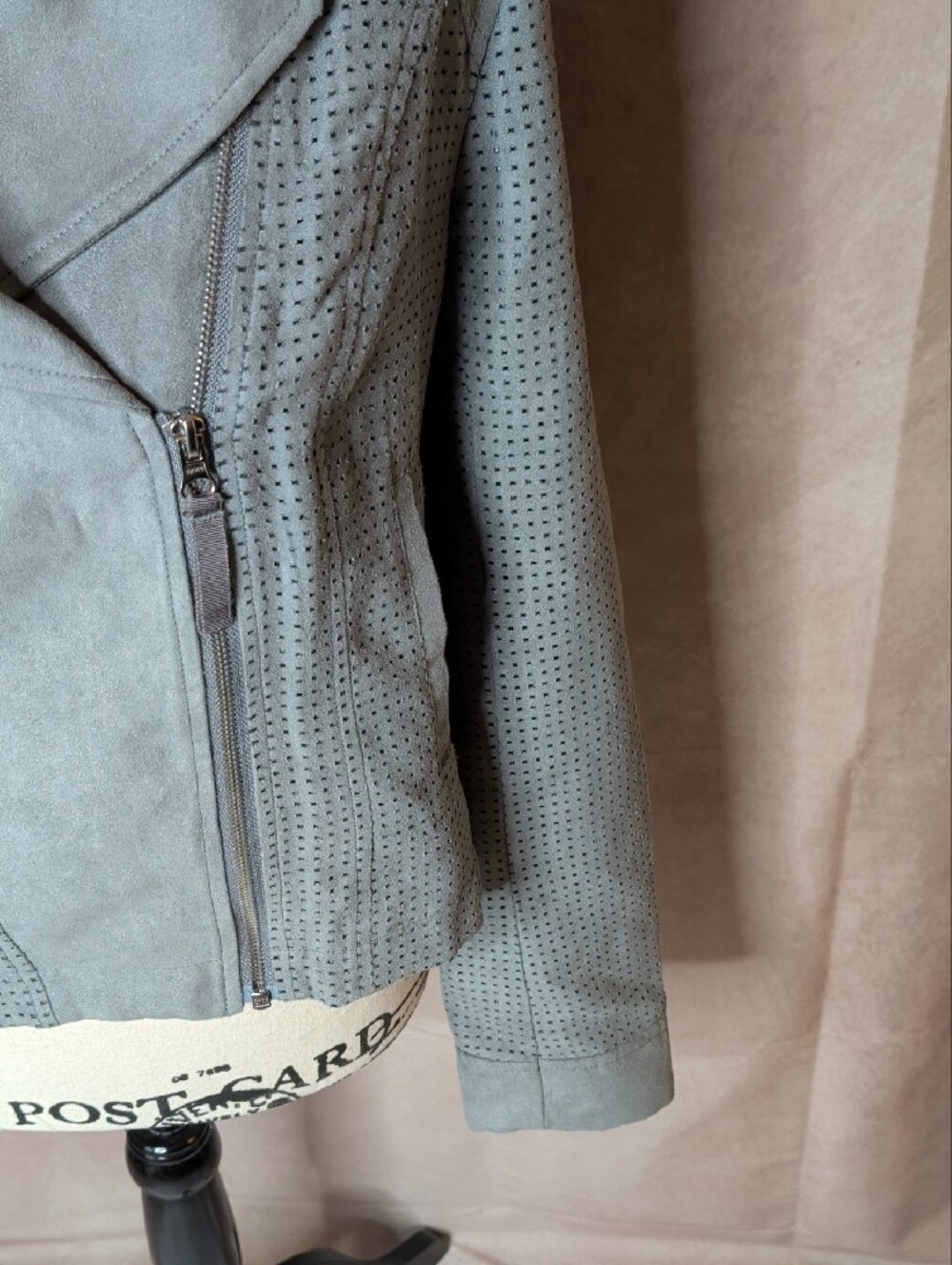 Anthropologie Hei Hei Grey Vegan Suede Perforated Moto Jacket Size Small - Picture 2 of 6